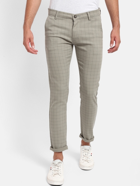 

V2 Value & Variety Men Green Checked Regular Fit Chinos