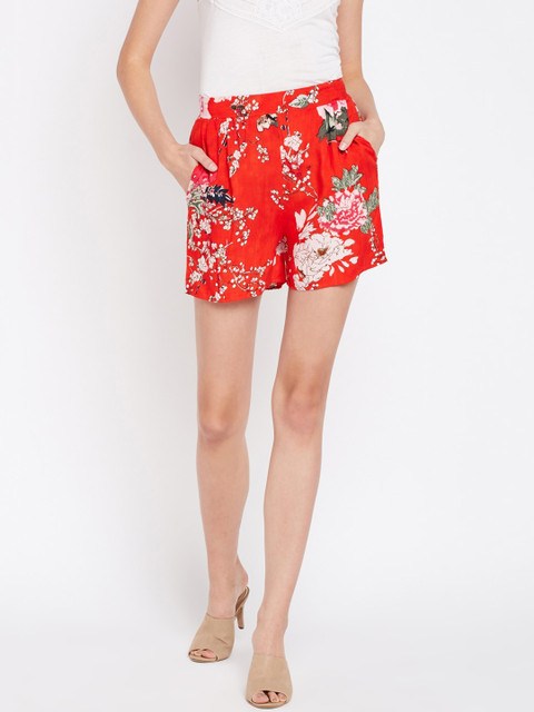 

Oxolloxo Women Red Floral Printed Mid-Rise Regular Shorts