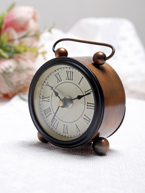 

Fabindia White & Copper-Toned Contemporary Table Clock