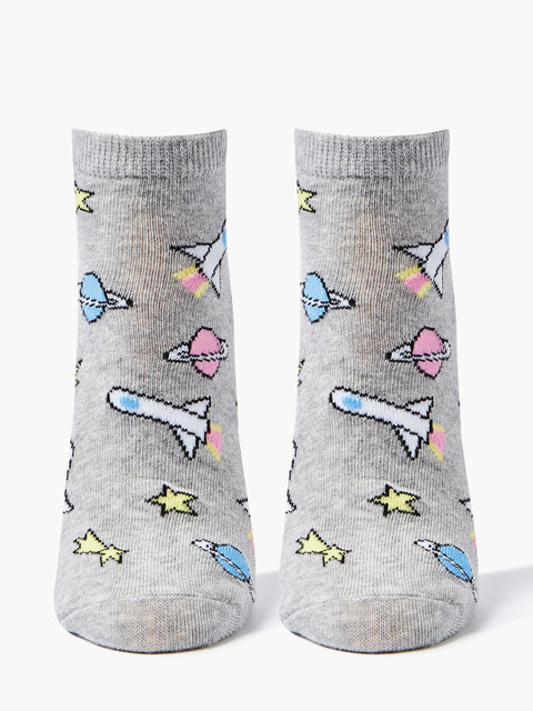 

FOREVER 21 Women Grey Space Print Ankle-Length Socks