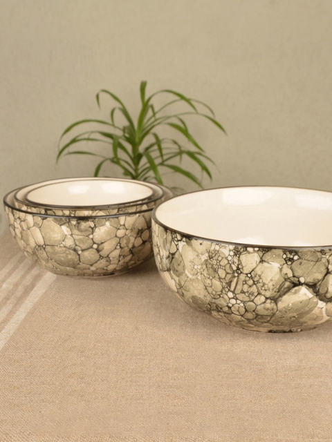 

StyleMyWay Set Of 4 Grey Handmade Ceramic Serving Bowls