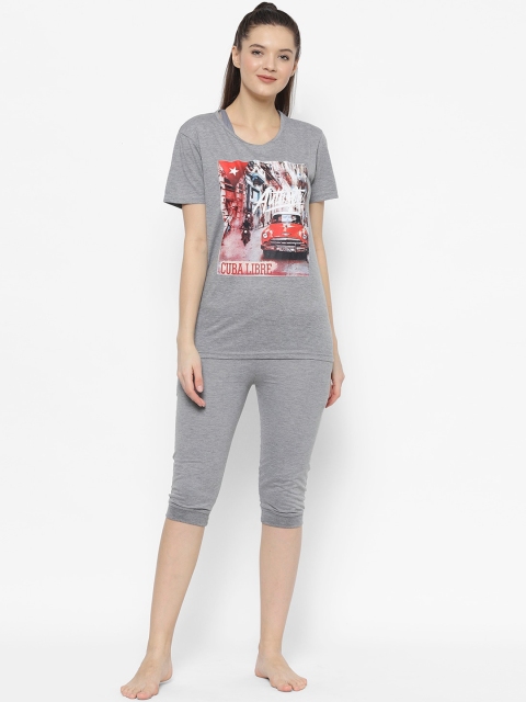 

VIMAL JONNEY Women Grey & Black Printed Night suit