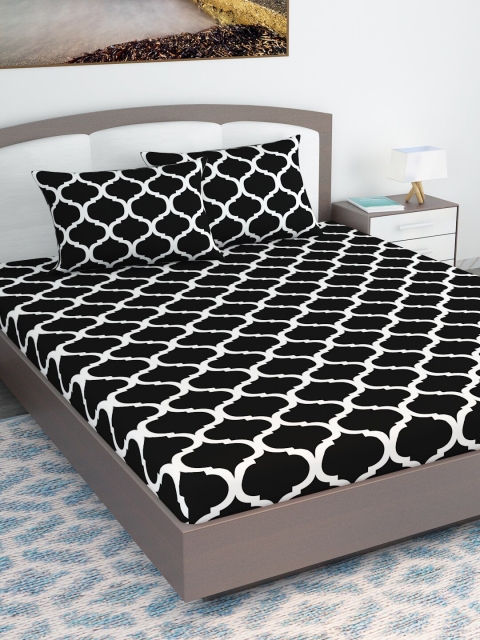 

Divine Casa Black & White 110 TC Queen Bedsheet with 2 Pillow Covers