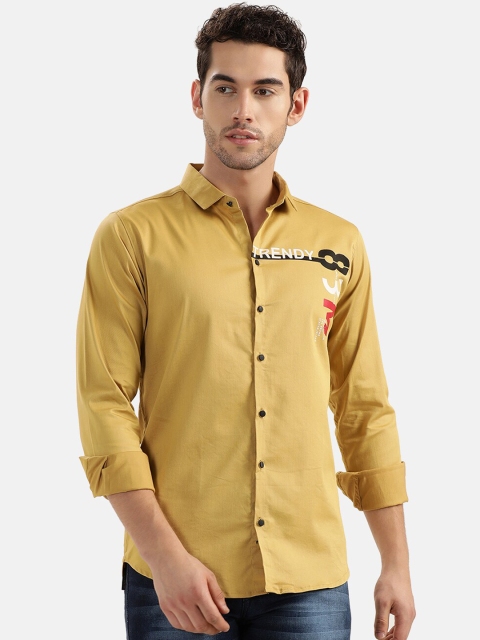 

V2 Value & Variety Men Beige Slim Fit Casual Shirt