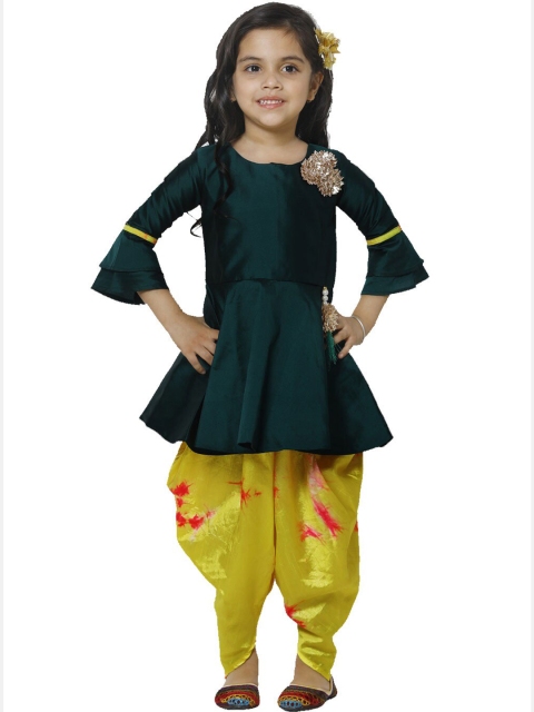 

LilPicks Girls Green & Yellow Embellished Top with Dhoti Pants