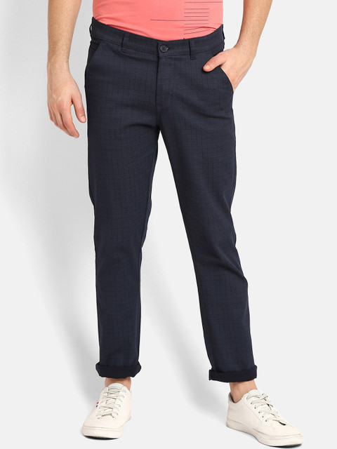 

V2 Value & Variety Men Blue Checked Regular Fit Chinos