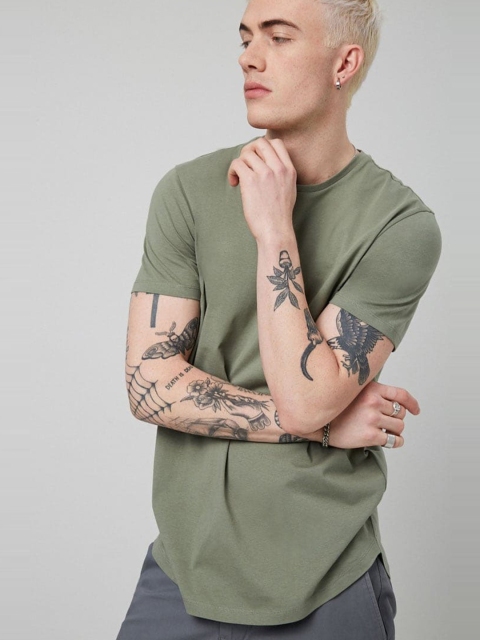 

FOREVER 21 Men Olive T-shirt