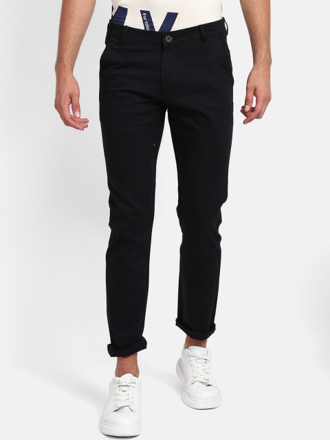

V2 Value & Variety Men Black Solid Regular Fit Trousers
