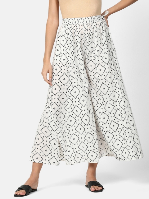 

V2 Value & Variety Women White & Black Printed Flared Knitted Palazzos