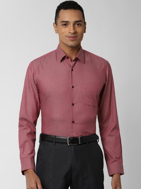 

Peter England Men Red Casual Shirt