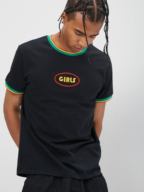 

FOREVER 21 Men Black Typography Printed T-shirt