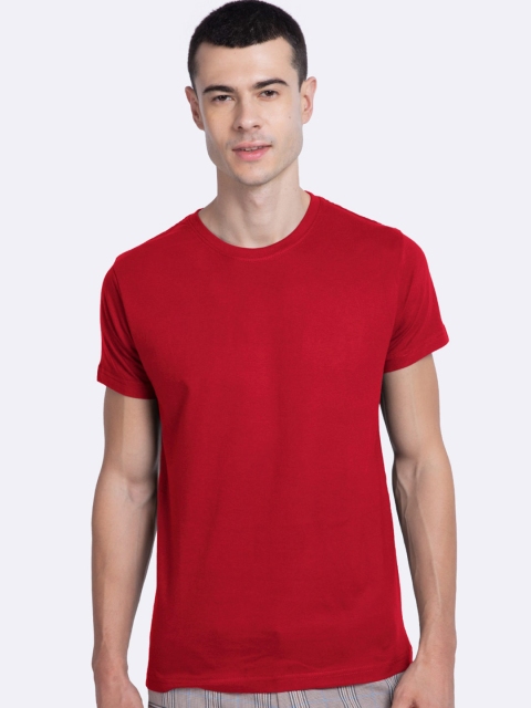 

Bewakoof Men Red Solid T-shirt