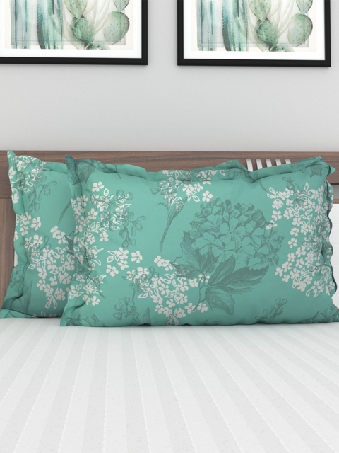 

Home Centre Blue & White Set of 2 Floral Rectangle Cushion Covers