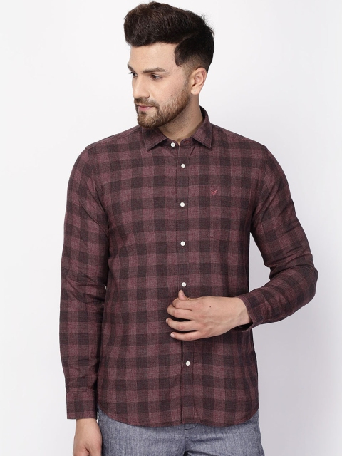 

Blackberrys Men Red Slim Fit Buffalo Checks Checked Cotton Casual Shirt