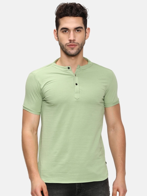

V2 Value & Variety Men Green Solid Henley Neck T-shirt