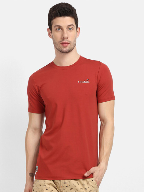 

MENS Roma red Solid Half Sleeve T-Shirt
