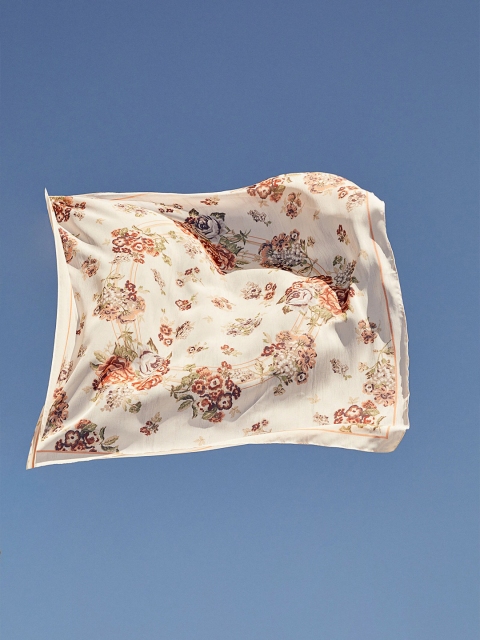 

H&M Women Women White & Red Floral Printed Scarf