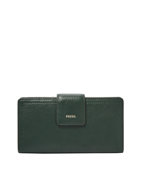 

Fossil Women Green Textured Leather Two Fold Wallet