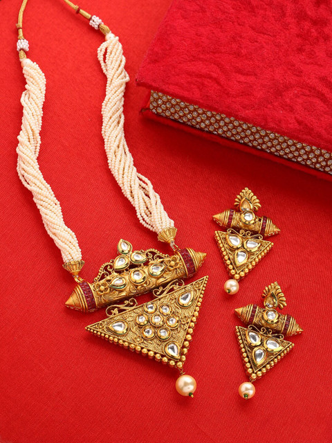 

THE AAB STUDIO Gold-Plated White Kundan-Studded & Pearl Beaded Handcrafted Jewellery Set