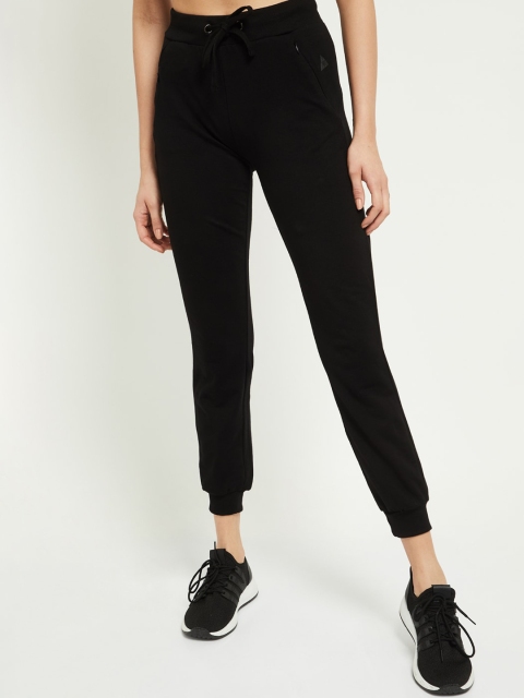 

max Women Black Solid Joggers