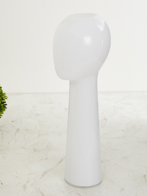 

Home Centre White Solid Splendid Bria Face Vase