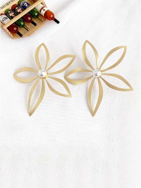 

YoungWildFree Gold Contemporary Studs Earrings