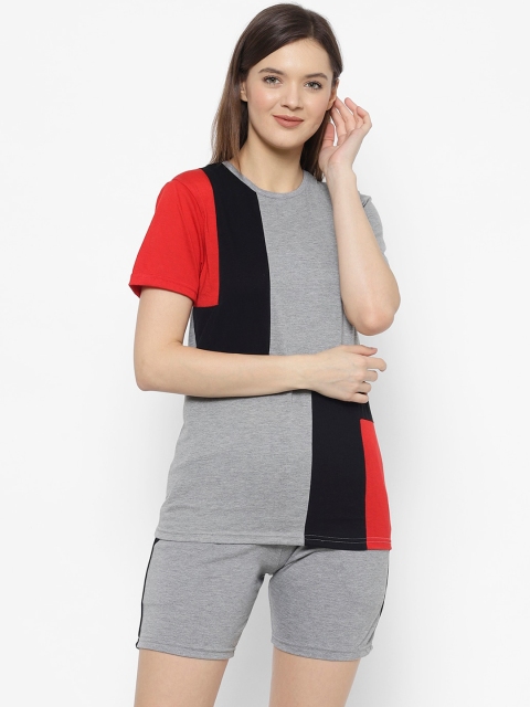 

VIMAL JONNEY Women Grey & Black Colourblocked Night suit