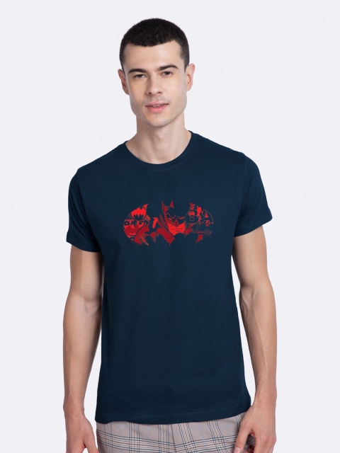 

Bewakoof Men Blue Batman Printed Applique T-shirt