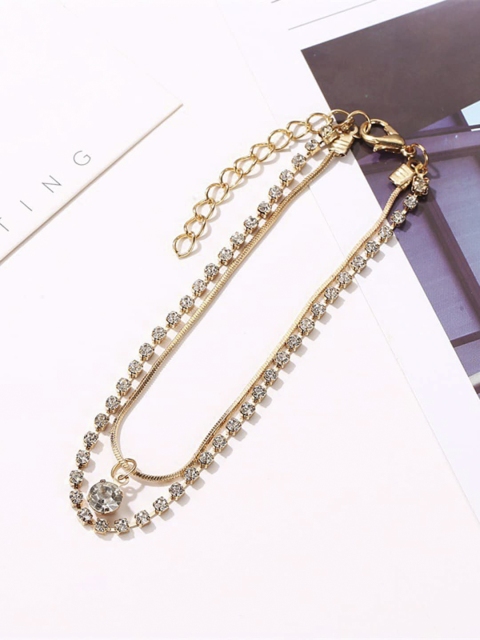 

YoungWildFree Set Of 2 Gold-Plated White Stone-Studded Anklets