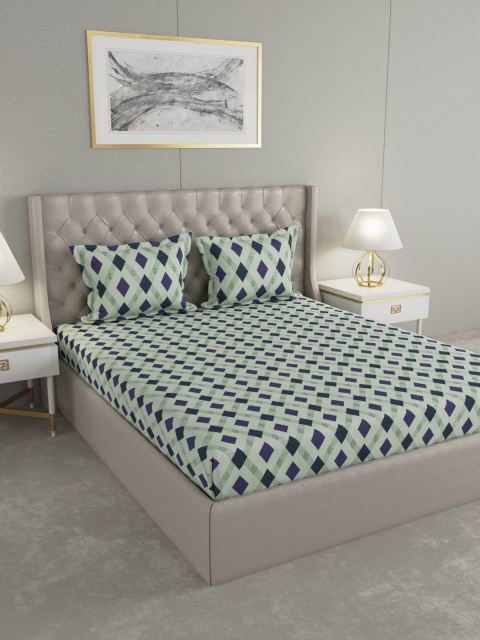 

Raymond Home Green Geometric Queen Bedsheet with 2 Pillow Covers