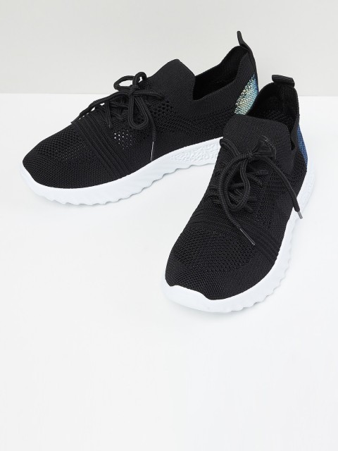 

max Women Black Textile Running Non-Marking Shoes