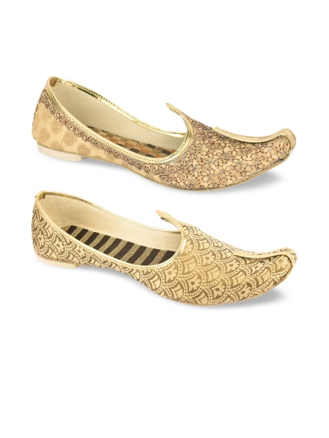 

DESI COLOUR Men Multi Woven Design Embellished Mojaris