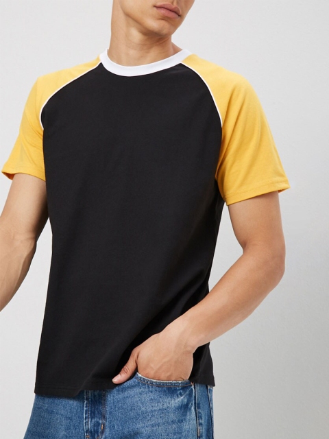 

FOREVER 21 Men Black Drop-Shoulder Sleeves Pure Cotton T-shirt
