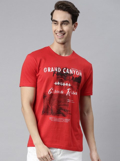 

MASH UNLIMITED Men Red Printed Slim Fit T-shirt