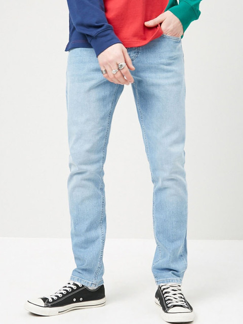 

FOREVER 21 Men Blue Low Distress Light Fade Jeans