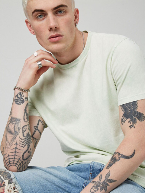 

FOREVER 21 Men Green NA Printed T-shirt NA