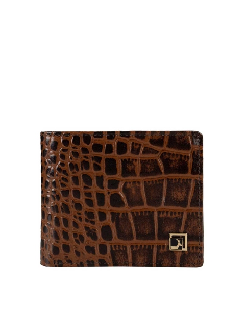 

Da Milano Men Brown Textured Leather Two Fold Wallet