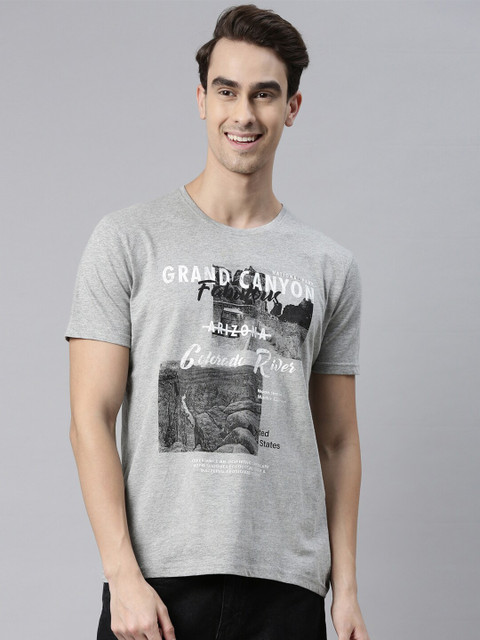 

MASH UNLIMITED Men Grey Printed Slim Fit T-shirt