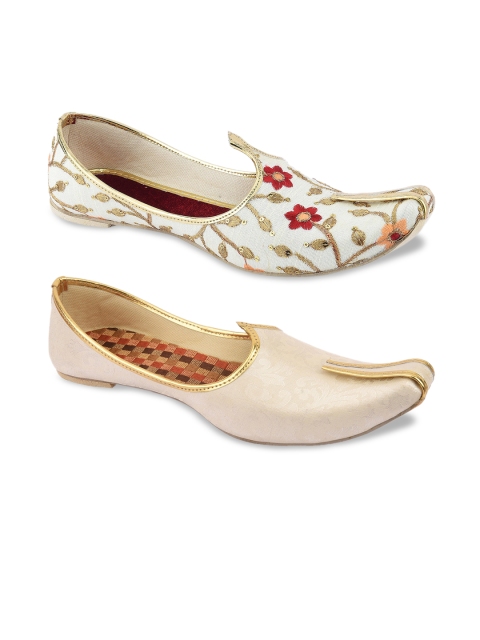

DESI COLOUR Men Multi Printed Flat Boots, Off white