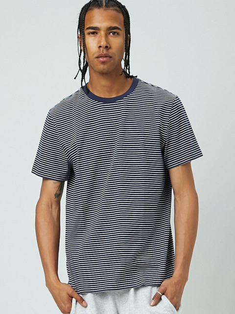

FOREVER 21 Men Navy Blue & White Striped Cotton T-shirt