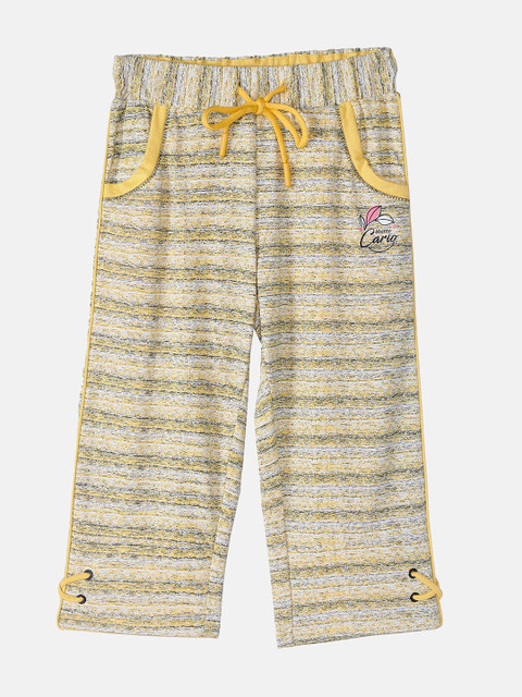 

Monte Carlo Girls White & Yellow Printed Capris