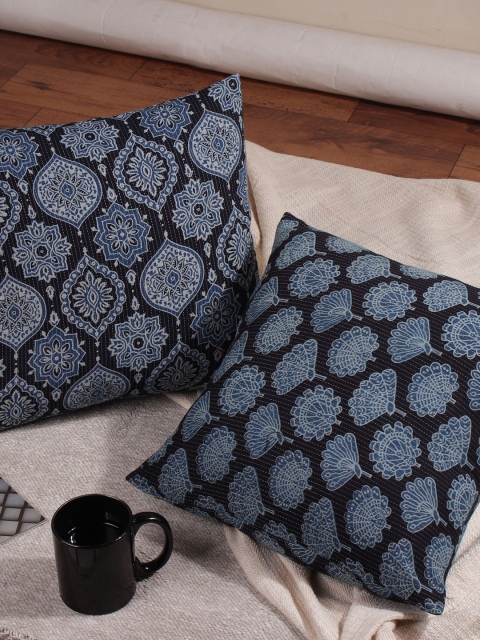 

Molcha Black & Blue Set of 2 Ethnic Motifs Square Cushion Covers