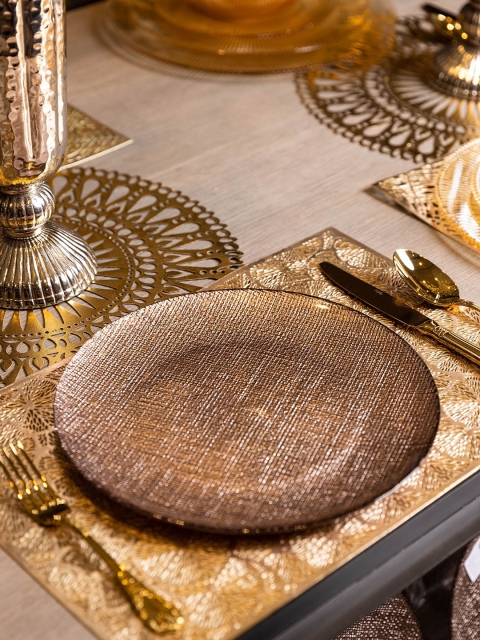 

Pure Home and Living Set Of 2 Brown Textured Moderno Glass Dinner Plates