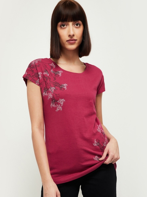 

max Women Magenta & White Floral Printed Extended Sleeves T-shirt