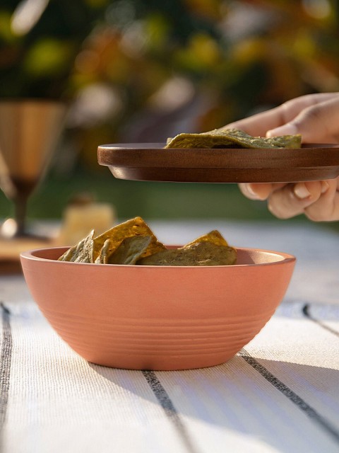 ellementry Brown Textured Sienna Terracotta Bowl With Lid
