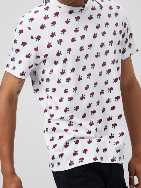

FOREVER 21 Men Multi Printed Printed Polo Collar Applique T-shirt