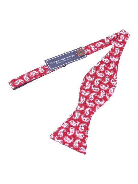 

PELUCHE Men White Printed Bow Tie, Red