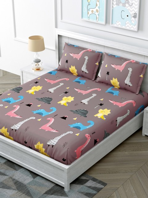 

LIVING ROOTS Mauve & Yellow Cartoon Characters 144 TC Queen Bedsheet with 2 Pillow Covers