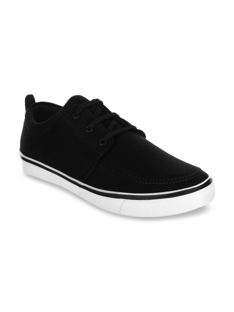 

Get Glamr Men Black Solid Casual Sneakers
