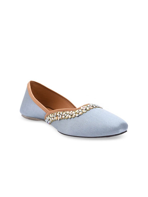 

Stelatoes Women Blue Ethnic Embellished Mojaris Flats